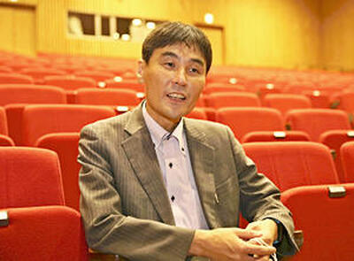 「震災や原発事故についてより知るきっかけにしてほしい」と話す高村館長