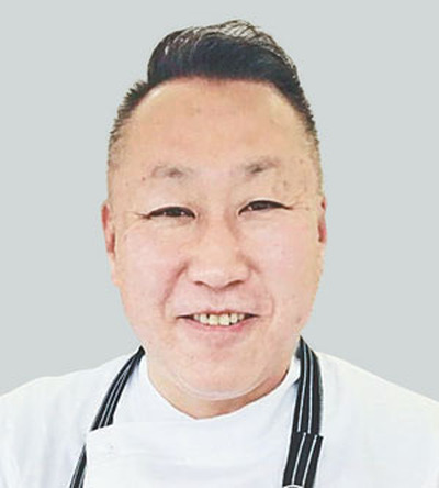 鈴木眞雄さん