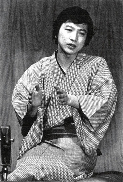 前座修業中の私。当時、落研に所属していると「変わっているね」と言われたものでしたが、若手によると、最近は「面白いね」と言われるそうです