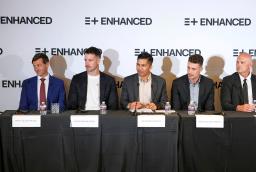 　エンハンスト・ゲームズの第１回大会の日程を発表した記者会見＝２１日、米ネバダ州ラスベガス（ロイター＝共同）