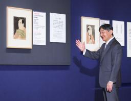 　東京・上野の東京国立博物館を訪れ、特別展「蔦屋重三郎　コンテンツビジネスの風雲児」を鑑賞される天皇陛下＝２７日午後（代表撮影）