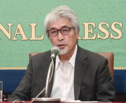 　記者会見する山極寿一氏＝１６日午後、東京都千代田区の日本記者クラブ
