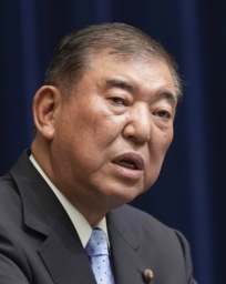 　記者会見する石破首相＝２３日夜、首相官邸
