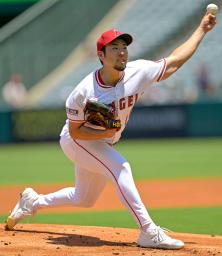 　レッドソックス戦に先発し、７回２失点で３勝目を挙げたエンゼルス・菊池＝アナハイム（ＡＰ＝共同）
