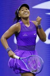 全米テニスの女子シングルス準々決勝で勝利し、笑顔の大坂なおみ=3日、ニューヨーク(共同)