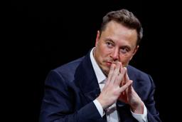 米テスラのイーロン・マスクCEO=2023年6月、パリ(ロイター=共同)