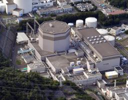 　日本原子力発電敦賀原発２号機＝２０２４年７月、福井県敦賀市