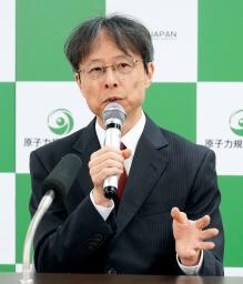 　原子力規制委員会の委員を任期満了で退任し、記者会見する伴信彦氏＝１８日午後、東京都港区