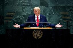 23日、国連総会一般討論で演説するトランプ米大統領=ニューヨーク(ロイター=共同)