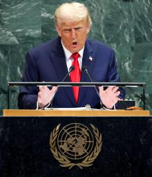 国連総会一般討論で演説するトランプ米大統領=23日、米ニューヨークの国連本部(ロイター=共同)