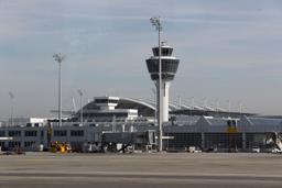 　ドイツ・ミュンヘンの空港＝２０２３年２月（ロイター＝共同）