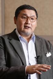 　インタビューに答える貴乃花光司さん