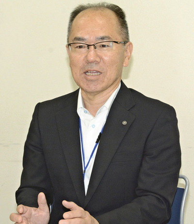 <b>おの・まさのり</b>　川俣町出身。福島大教育学部卒。１９９３年採用。県北教育事務所次長、川俣小校長などを歴任。５９歳。