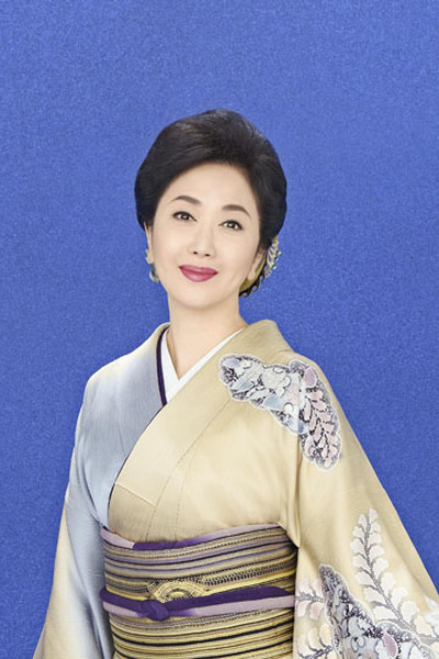 伍代夏子さん