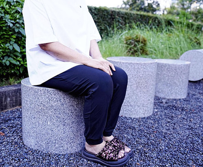 「ストーカー対策は難しい。どこでひょう変するか分からない」。女性は疲れた様子で語った