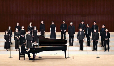 室内合唱の部で銀賞を受けた「こそり」