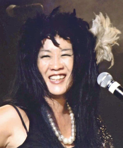 自分でも歌を歌い、ＢｏＡさんやＳＭＡＰのコーラスレコーディングの仕事もした。成功したようにも見えるが「私でなくてもいい仕事もあるのではないか」とも感じるようになった