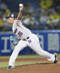 　阪神戦に先発し７回無失点で４勝目を挙げたヤクルト・山野＝神宮