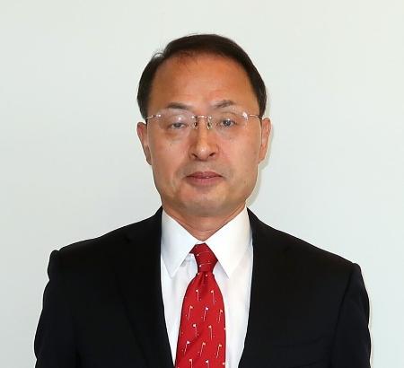 　山野之義氏